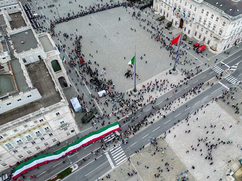 Il Presidente del Consiglio Meloni celebra i 70 anni di Trieste italiana